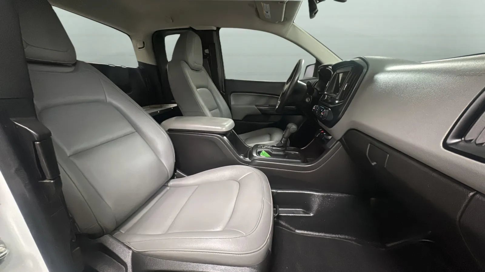Used 2019 Chevrolet Colorado W/T w/ WT Convenience Package RWD image 21