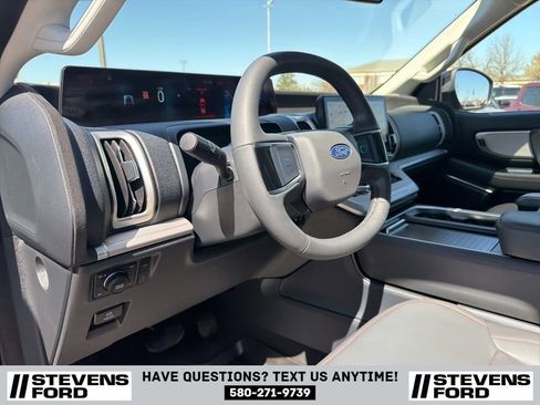 Used 2025 Ford Expedition Max Active AWD/4WD image 20