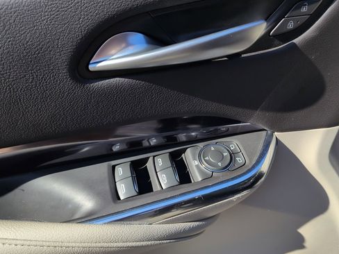 Used 2023 Cadillac XT4 Luxury w/ Cold Weather Package image 27