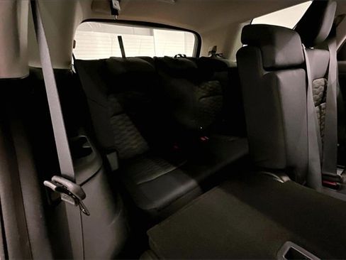 New 2025 Nissan Pathfinder S image 31