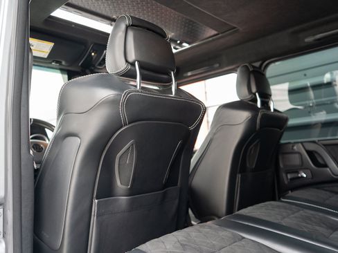 Used 2018 Mercedes-Benz G 550 Squared image 22