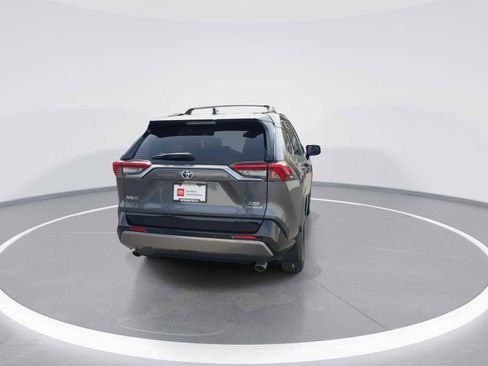Certified 2019 Toyota RAV4 XSE image 7