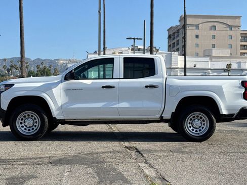 Used 2025 Chevrolet Colorado W/T w/ Advanced Trailering Package RWD image 7