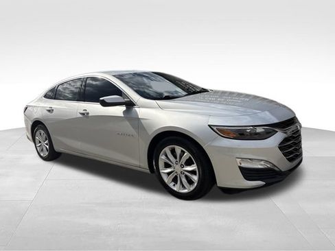 Used 2020 Chevrolet Malibu LT FWD image 1