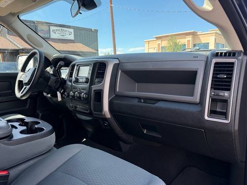 Used 2017 RAM 1500 Express w/ Black Ram 1500 Express Group AWD/4WD image 30