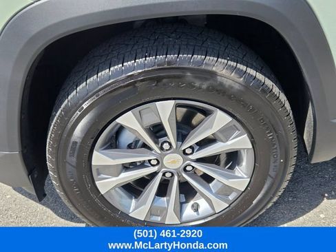 Used 2026 Chevrolet Equinox LT FWD image 19