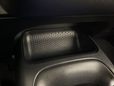 Certified 2022 Toyota Corolla LE image 30