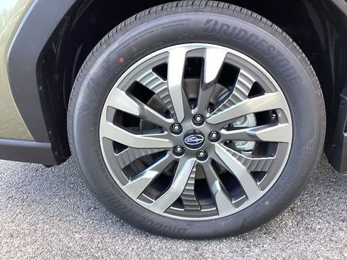 Used 2025 Subaru Forester Touring w/ Touring Package image 10