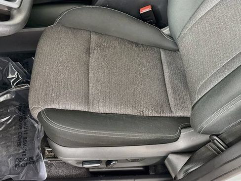 Used 2022 Nissan Rogue SV FWD image 19