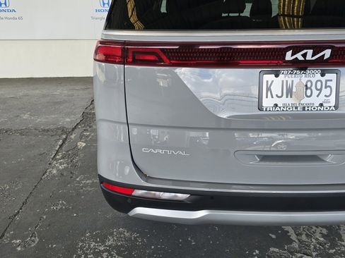 Used 2024 Kia Carnival LX image 52