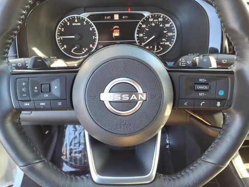 Certified 2023 Nissan Pathfinder SL AWD/4WD image 23