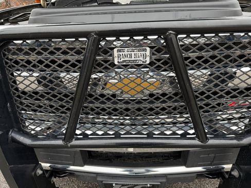 Used 2018 Chevrolet Silverado 2500 LT w/ LT Convenience Package image 29