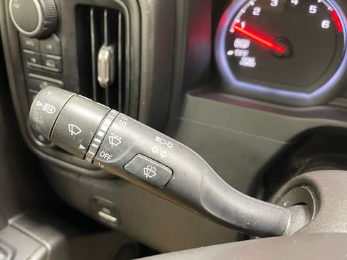 Used 2022 Chevrolet Silverado 1500 Custom AWD/4WD image 24