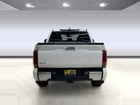 Used 2024 Toyota Tundra Limited AWD/4WD image 7