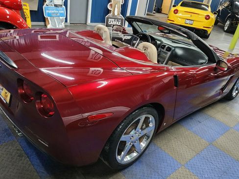 Used 2007 Chevrolet Corvette Convertible w/ Preferred Equipment Group image 48