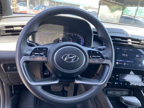 Used 2024 Hyundai Santa Cruz SEL FWD image 25