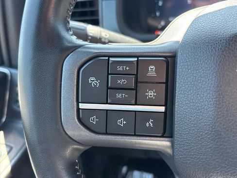 Used 2024 Ford F150 Lariat AWD/4WD image 31