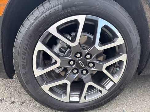 Used 2025 Chevrolet Blazer RS w/ Driver Confidence II Package image 8