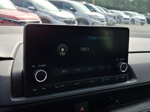 Used 2025 Honda CR-V EX image 17