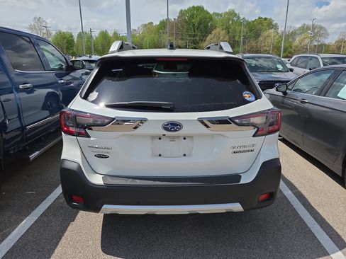 Used 2023 Subaru Outback Touring XT image 5