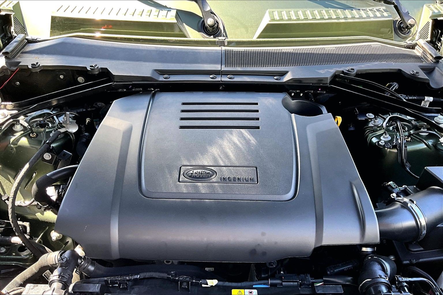 New 2026 Land Rover Defender 110 S AWD/4WD image 11
