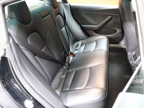 Used 2023 Tesla Model 3 Standard Range image 61