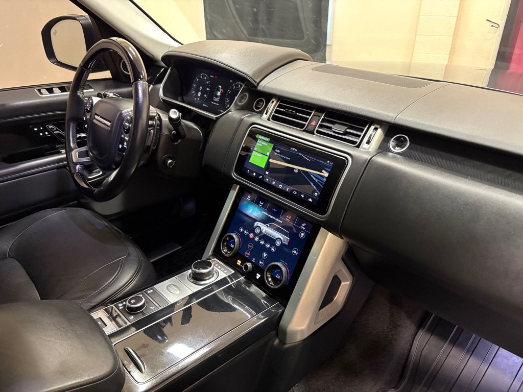 Used 2019 Land Rover Range Rover HSE AWD/4WD image 16