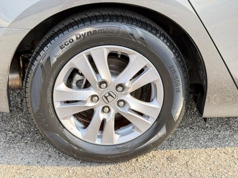 Used 2012 Honda Accord LX image 67