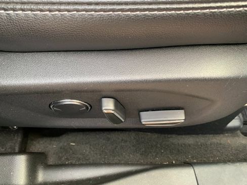 Used 2017 Ford Explorer Limited AWD/4WD image 12