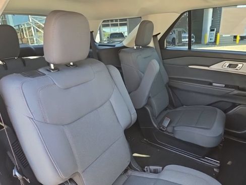 New 2026 Ford Explorer Active AWD/4WD image 18