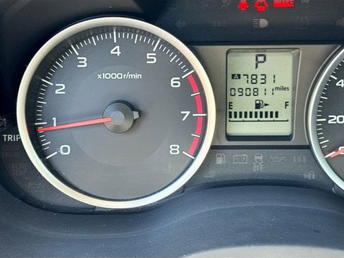 Used 2016 Subaru Forester 2.5i Premium w/ All-Weather Package AWD/4WD image 16