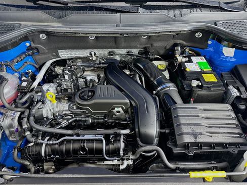 Used 2022 Volkswagen Taos SE image 29