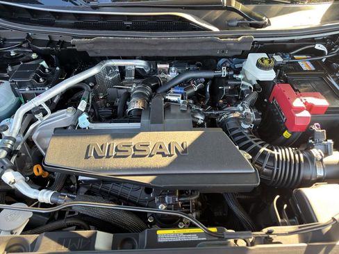 New 2026 Nissan Rogue Platinum image 11
