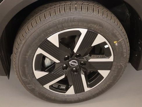 New 2026 Nissan Kicks SV w/ SV Premium Package AWD/4WD image 7