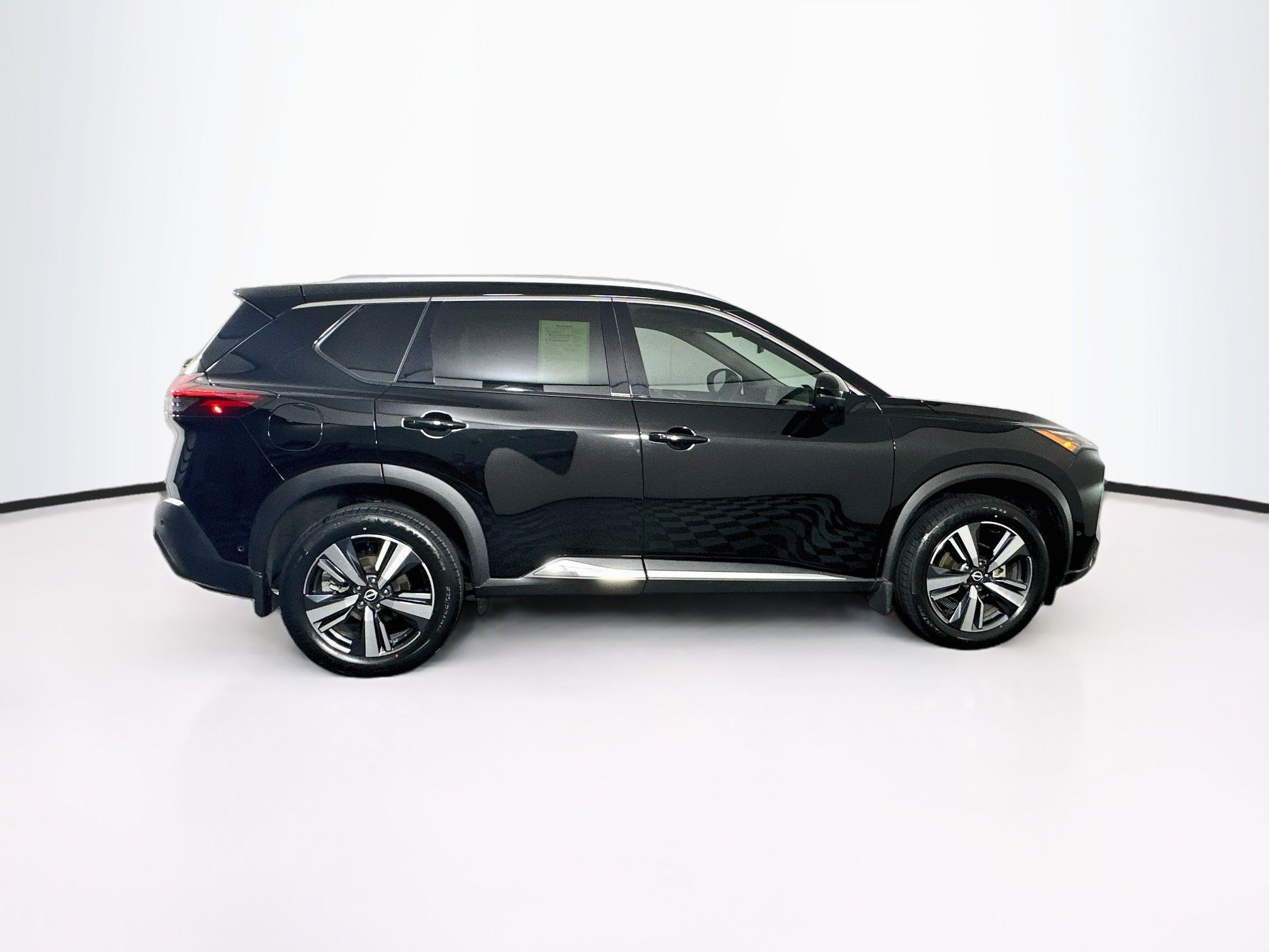 Used 2023 Nissan Rogue SL w/ SL Premium Package FWD image 10