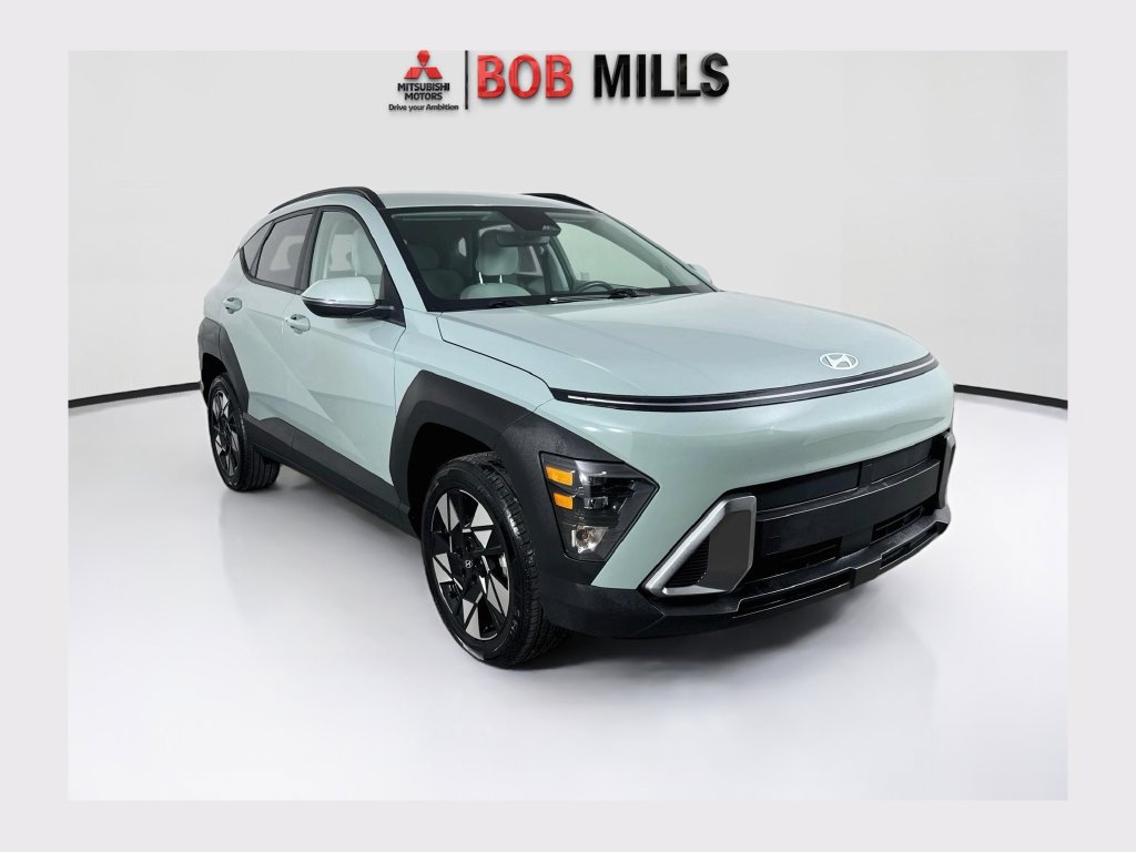 Used 2024 Hyundai Kona SEL AWD/4WD image 1