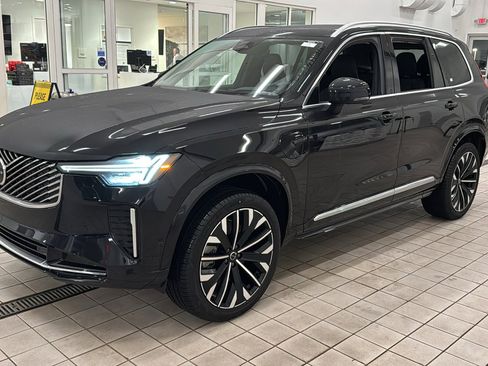 New 2026 Volvo XC90 T8 Ultra w/ Protection Package Premier AWD/4WD image 9