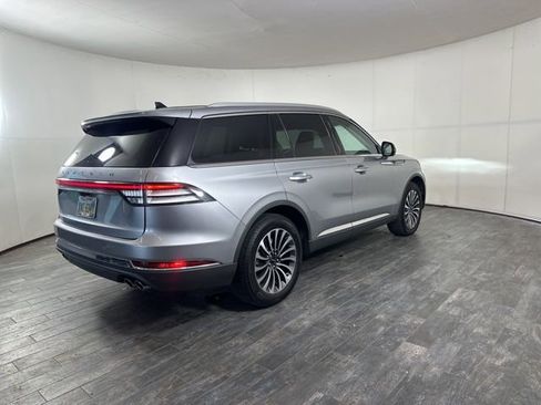 Used 2022 Lincoln Aviator Reserve image 6