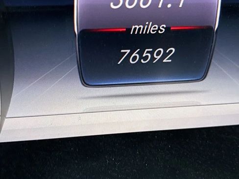 Used 2019 Mercedes-Benz E 300 4MATIC w/ Premium 1 Package image 21