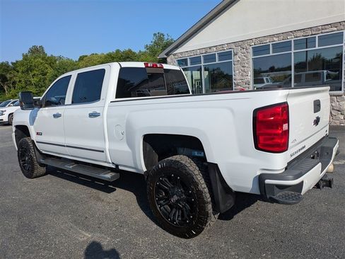 Used 2018 Chevrolet Silverado 2500 LTZ w/ Duramax Plus Package AWD/4WD image 5