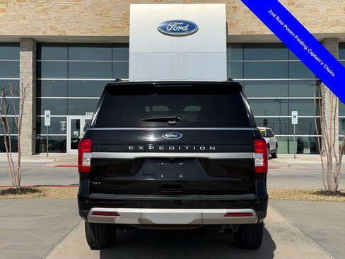 Used 2024 Ford Expedition XLT image 23