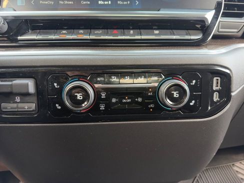 Used 2025 Chevrolet Silverado 1500 RST image 9