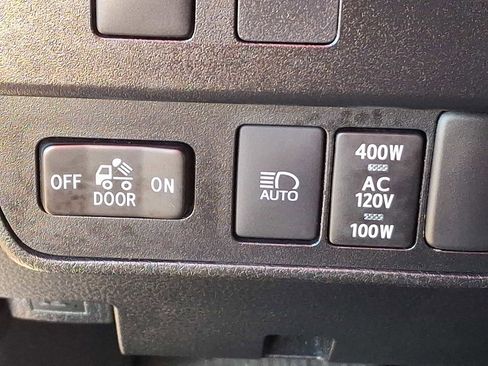 Certified 2021 Toyota Tacoma TRD Sport image 29