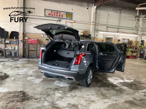 Used 2021 Cadillac XT5 Premium Luxury AWD/4WD image 21