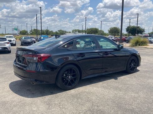 Used 2025 Honda Civic Sport image 5
