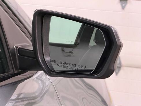 Certified 2024 Chevrolet Equinox RS image 10