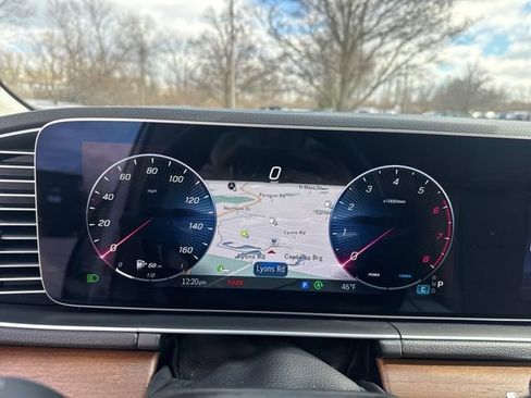 Used 2024 Mercedes-Benz GLE 450 4MATIC image 23