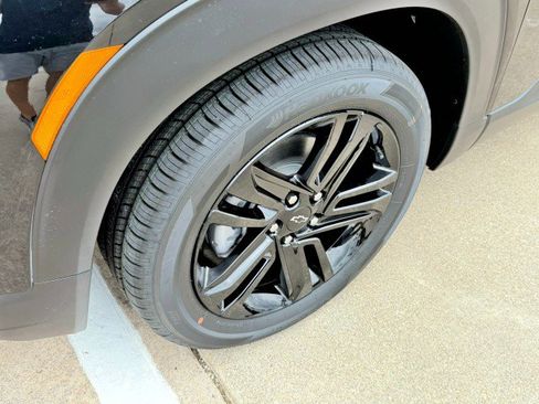 New 2026 Chevrolet TrailBlazer LT FWD image 10