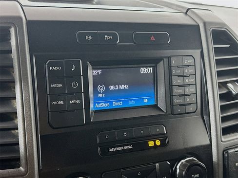 Used 2019 Ford F450 XL w/ Power Equipment Group image 17