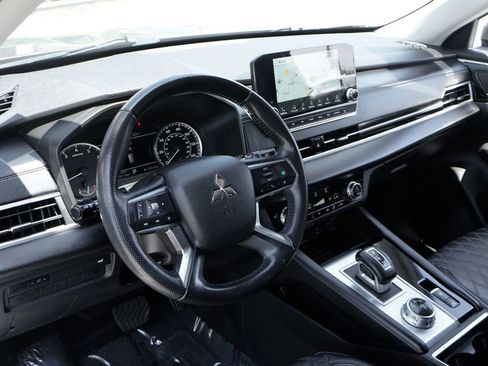 Used 2022 Mitsubishi Outlander SEL FWD image 20